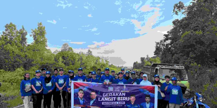 Rayakan 25 Tahun, DPC Demokrat Kapuas Hulu Tebar Bakti Sosial “Langit Biru Indonesia Asri