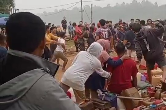 Warga di Semitau Kapuas Hulu Ricuh Rebutan Pertalite, Harga di Pengecer Tembus Rp 20 Ribu
